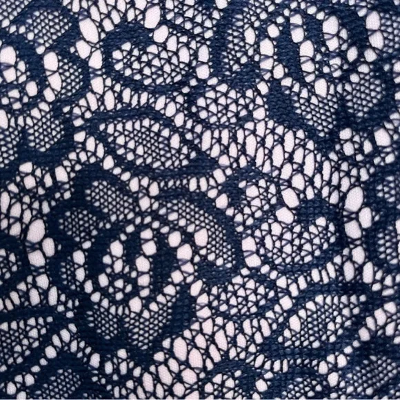 Bundle of three maternity dresses, size medium - Picture 7 of 15